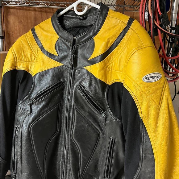 MOTORCYCLE RACING JACKET - Picture 2 of 5